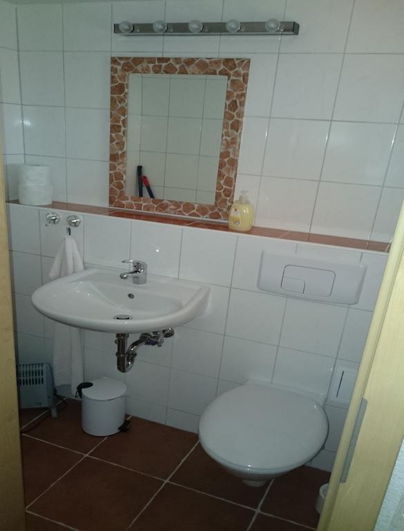 Feriendorf Am Forsthaus Mosbach Mosbach  Exterior foto